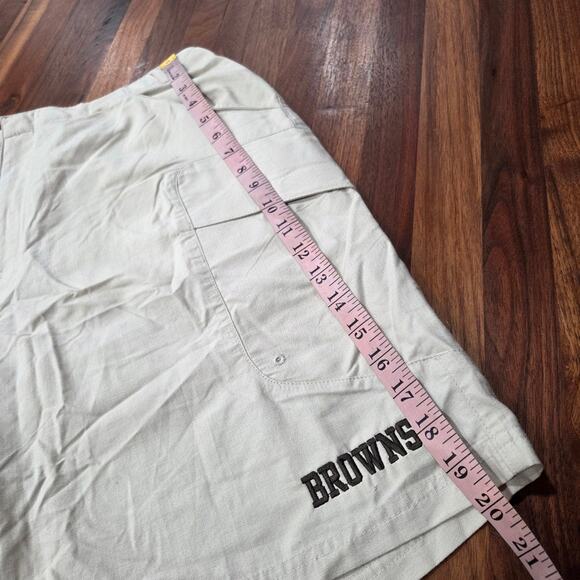 NFL Cleveland Browns Onfield Reebok Cargo Shorts Size Large - Picture 8 of 11